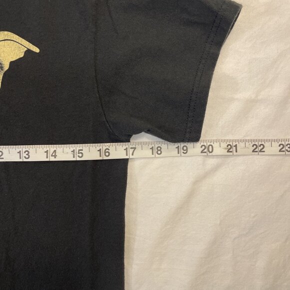 Small Black Gremlins Movie Gizmo Graphic T-Shirt - Picture 4 of 6